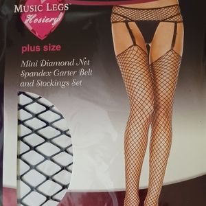 Music Legs Plus Size Mini Diamond Net Garter Set